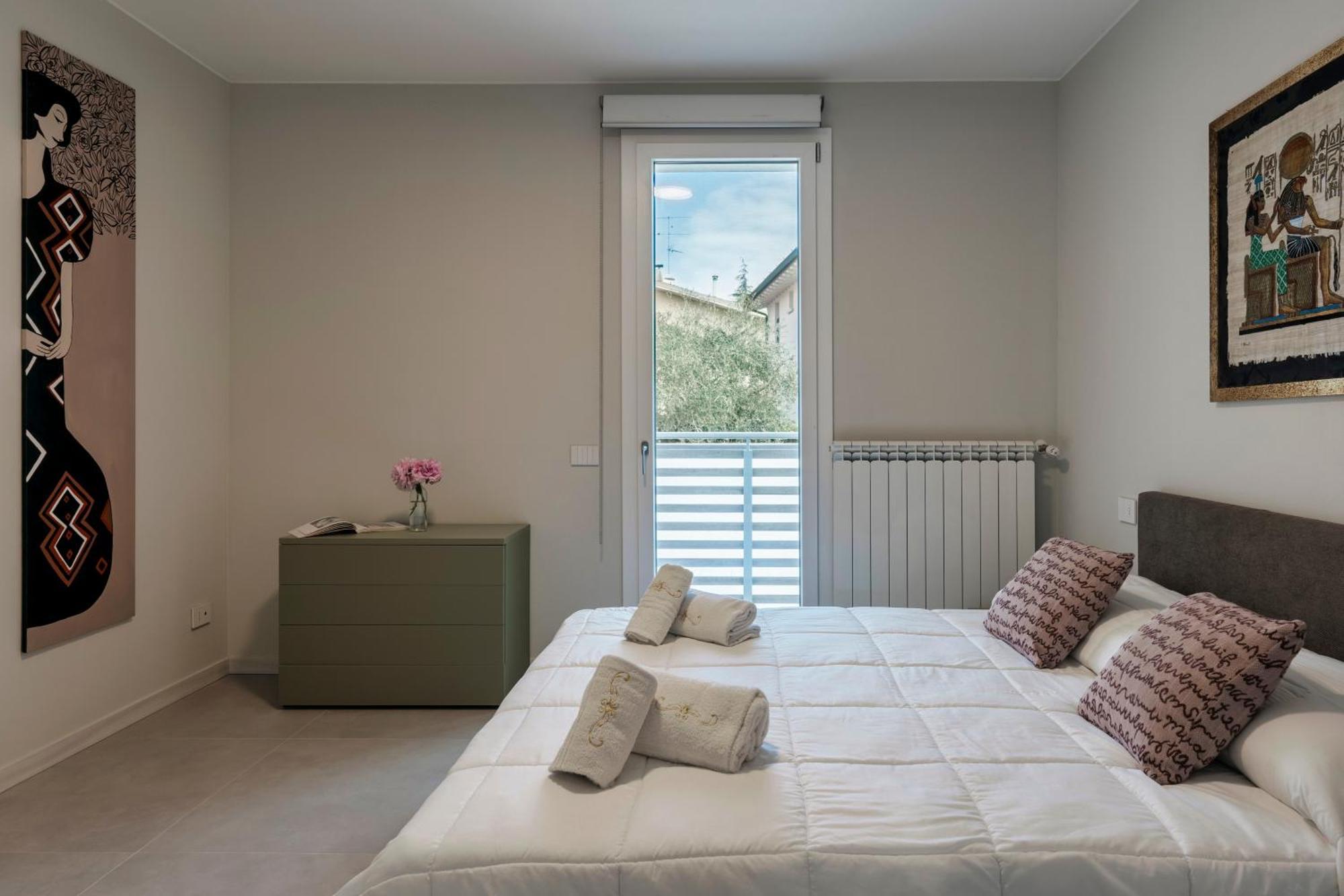 Malvezzi Apartments Desenzano del Garda Exterior photo